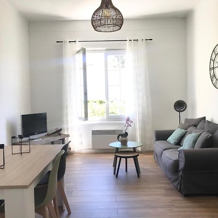 Grand F2 Quartier Les Plaines, Boulouris Proche Mer Et Port Santa-Lucia Saint-Raphaël エクステリア 写真