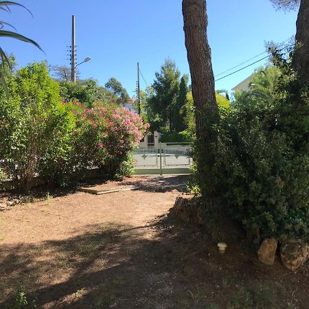 Grand F2 Quartier Les Plaines, Boulouris Proche Mer Et Port Santa-Lucia Saint-Raphaël エクステリア 写真