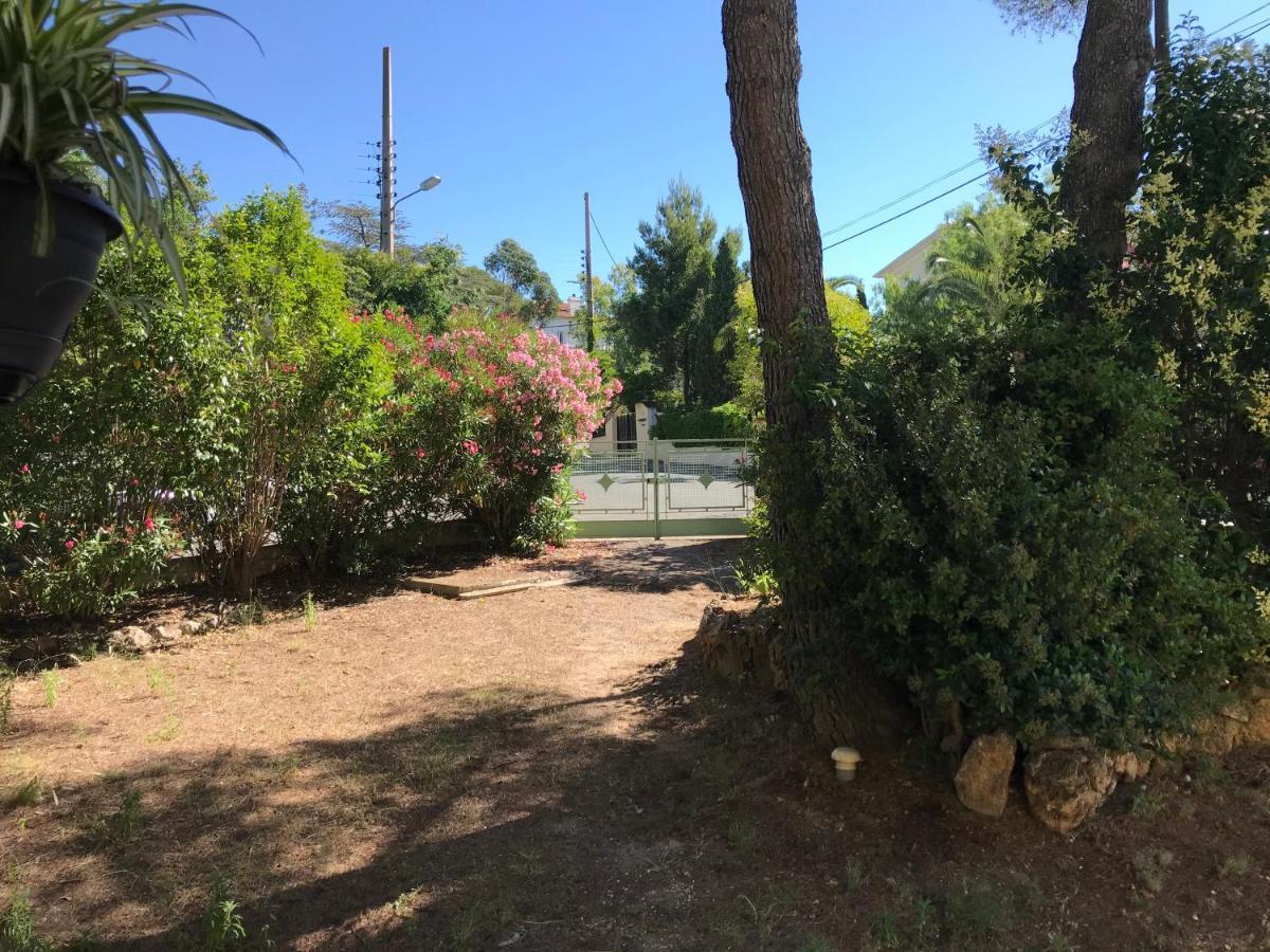 Grand F2 Quartier Les Plaines, Boulouris Proche Mer Et Port Santa-Lucia Saint-Raphaël エクステリア 写真